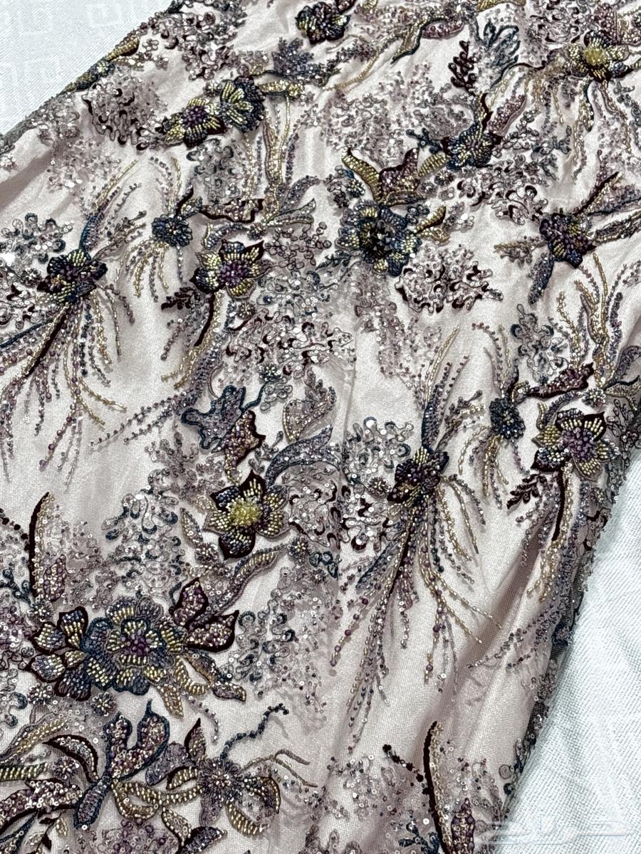 Beige dress, never used, kept as a backup for an occasion, queen-sized or oversized64419811160321113