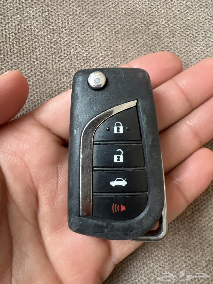 Toyota Camry Key Fob64583767144707110