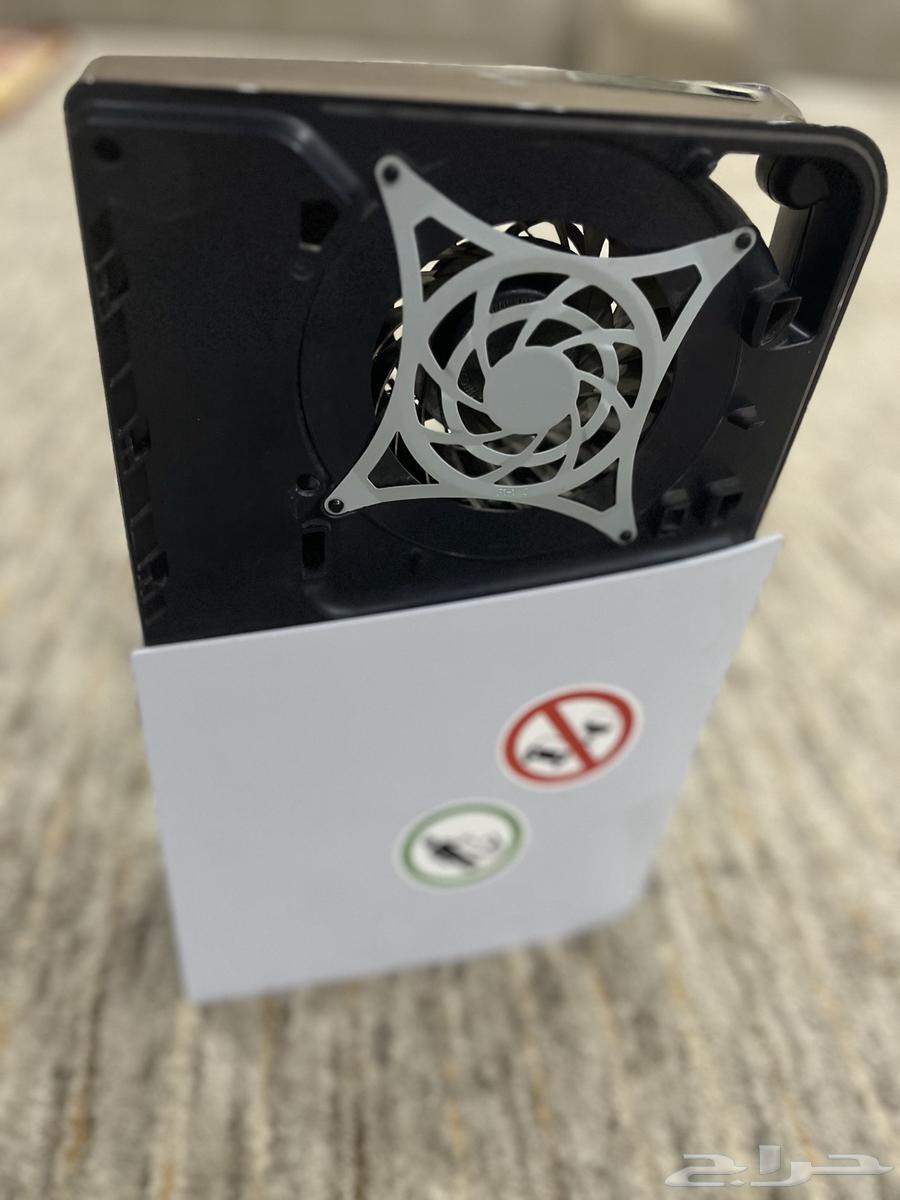 Slightly used clean PlayStation Five64425838013315114