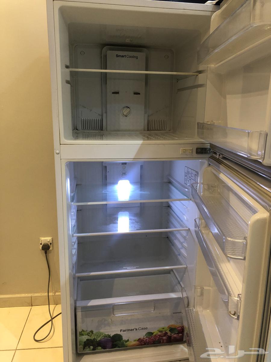 عندي ثلاجة للبيع64422069246467111