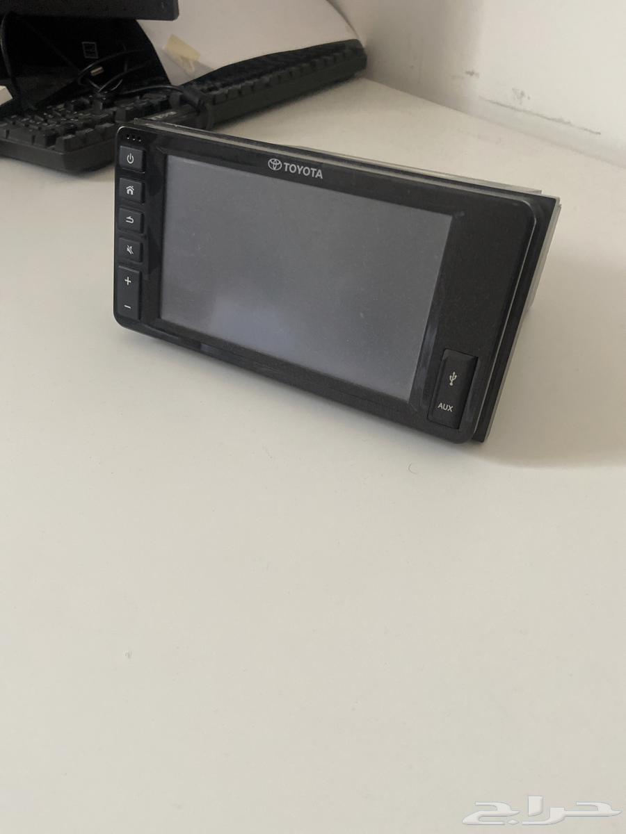 شاشه تيوتا كرولا64582076557571110