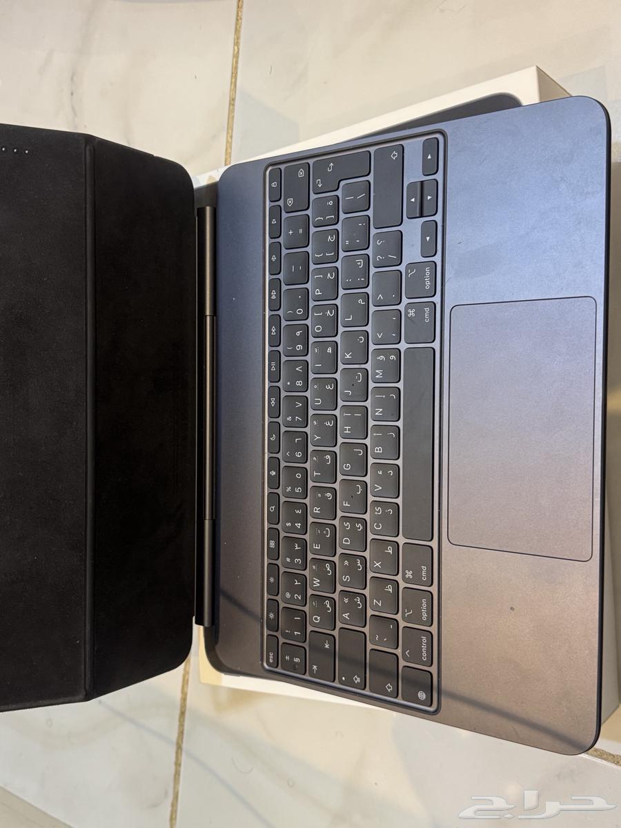 ايباد m4 13 انش64421838704643112