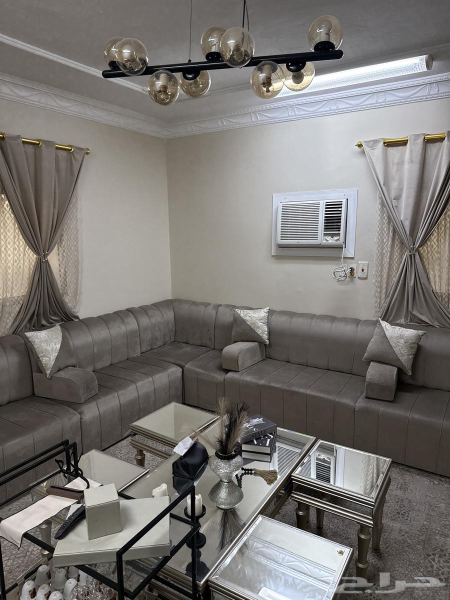 10-piece sofa in good condition with no damage64420283255426111