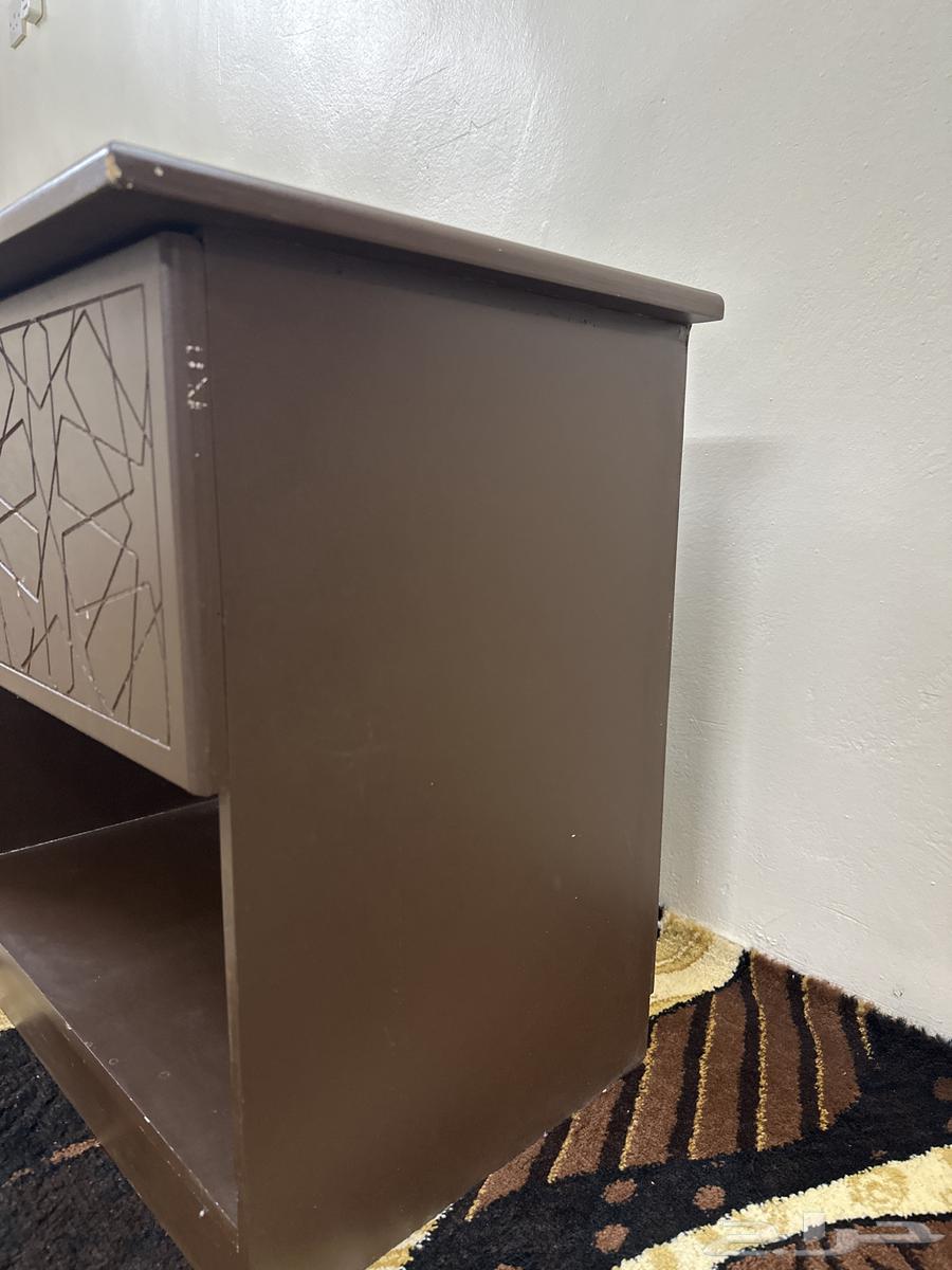 طاولة دولاب شاشه64419332040323113