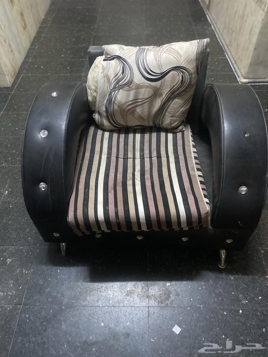 كنب كامل 175 و مكتب 100 واذا بتاخذ الكنب كامل مع المكتب 20064425151899011110