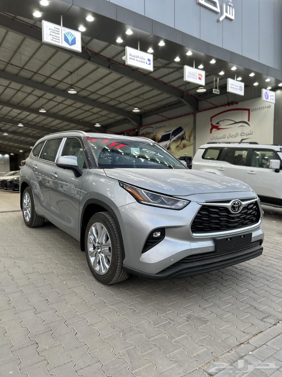 تويوتا  هايلاندر لمتدد 2025 فل كامل فضي 196650 شامل الضريبة64580499920130111