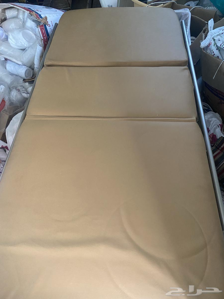 سرير مستشفى يدوي64423649701635110