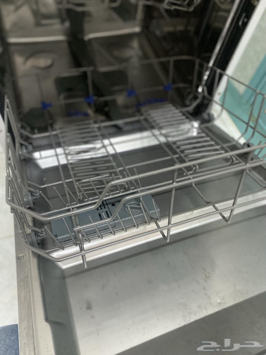 غسالة صحون شبه جديدة64422205335681113