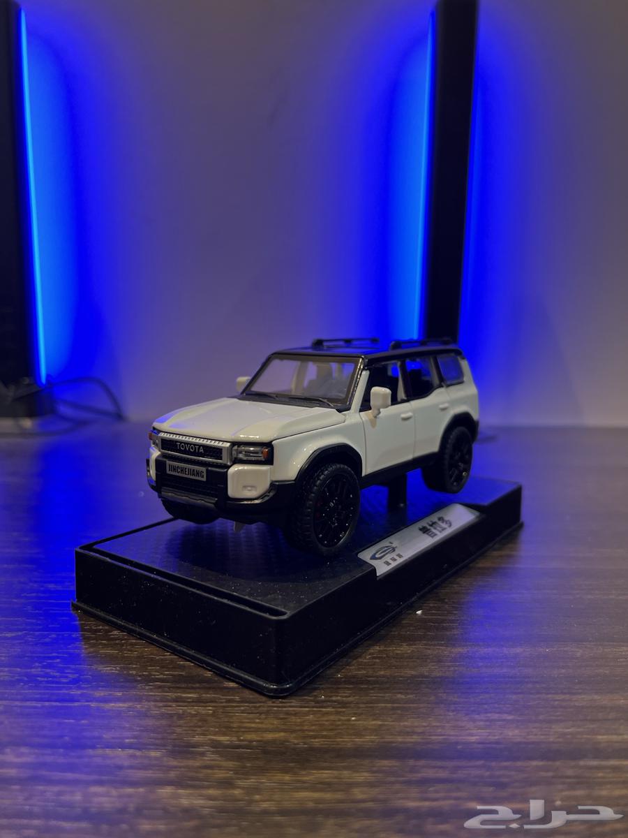 مجسم سيارة برادو 202464421039953409111