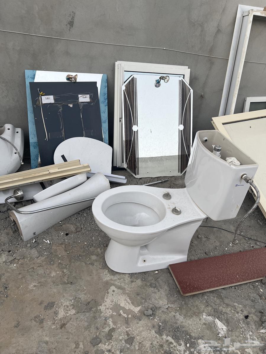 For sale as shown in the pictures with a large table and four service tables64424185958657112