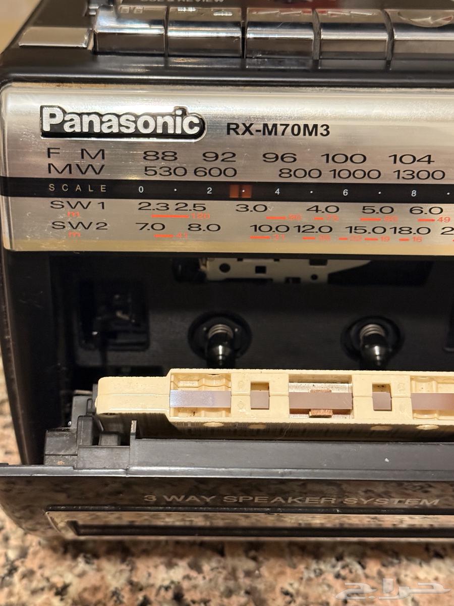 Radio and Cassette Player64424489059329112