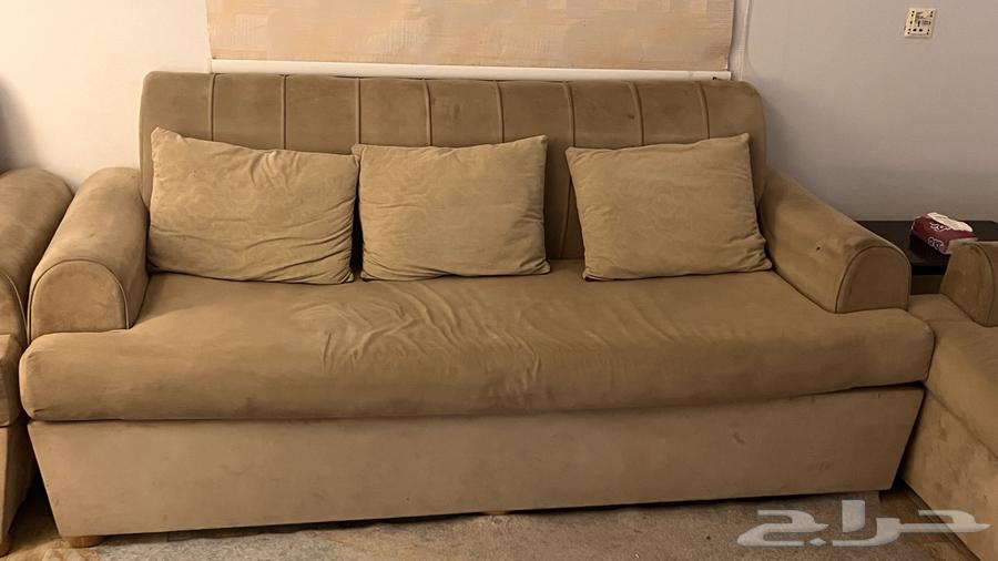 Sofa in excellent condition64423556210691111