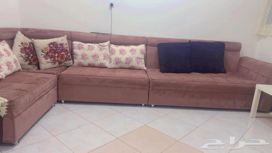 للبيع باسرع وقت كنب بحاله جيده مكون من 5قطع وزاويتين64419385689474111