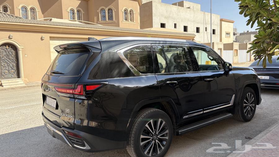 لكزس 2025 LX700 هايبرد64579924308993112