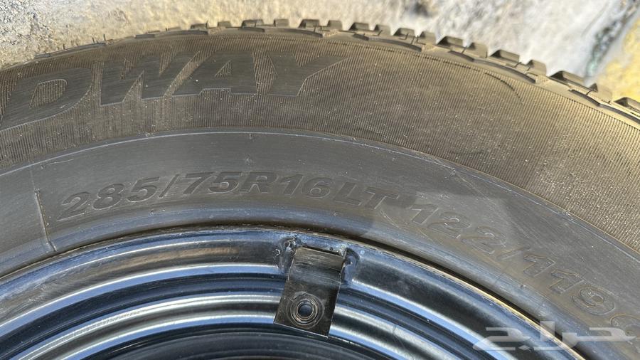 4 كفرات نص حجري 285 75 1664586750164866112