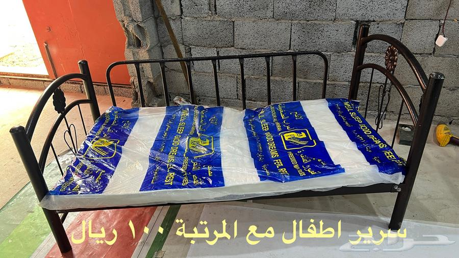 فرشات وسرير صغير للبيع64423944305154112