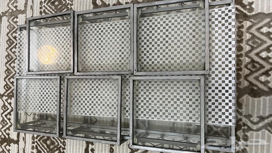 طاوله للبيع64424520437761111