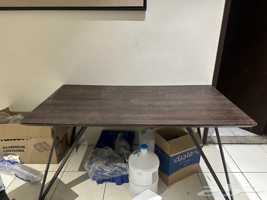 طاوله مستخدمه للبيع64419865251203111