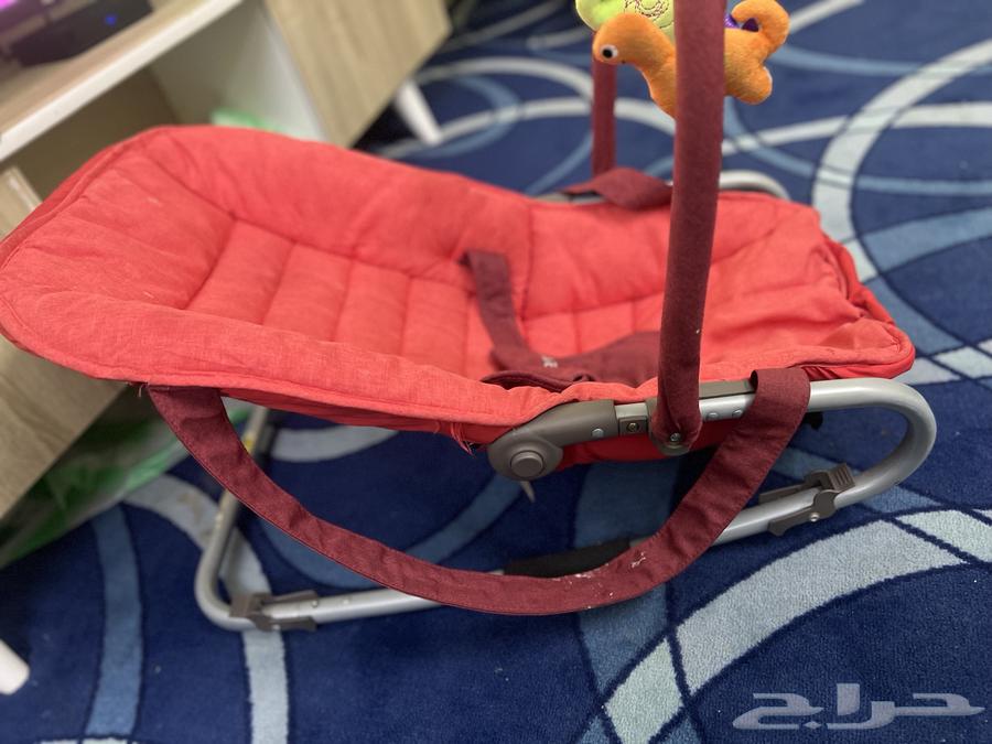 عربه اطفال وسرير اطفال وكرسي للاكل64423743676546111