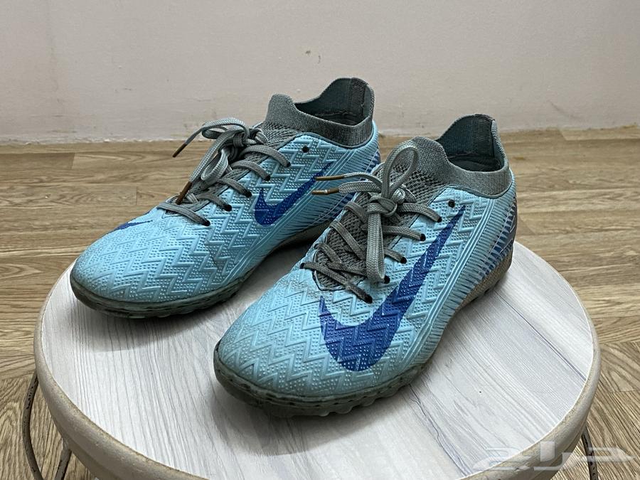 حذاء كرة قدم نايك درجة أولى64422571599490110