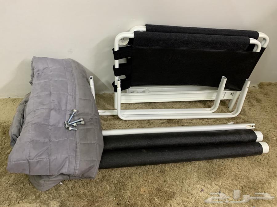 كنب من ايكيا64425542918146112