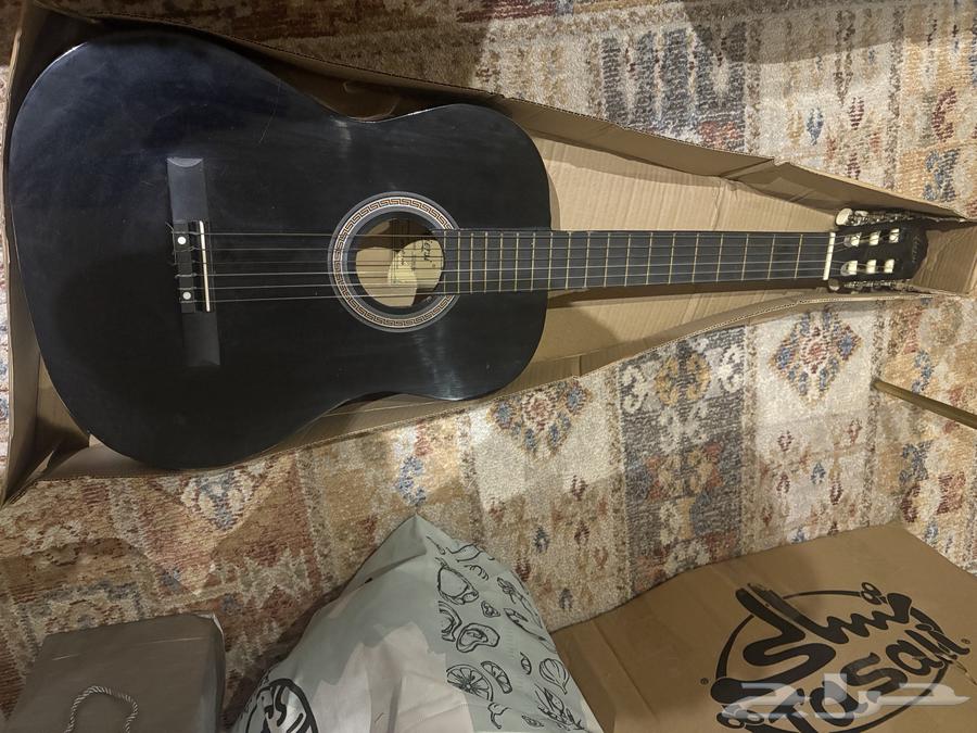 جيتار -ستاند بوستر و جوال -أدوات رياضة - مكينة قهوة- بيانو64419345555458110