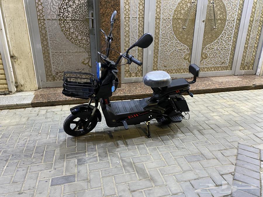 اسكوتر استعمل 25 يوم سبب البيع السفر السعر 1200 ريال64422096392066110