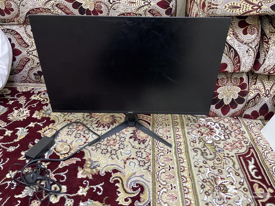 Acer monitor with stand, everything included and power cable64425489071107114