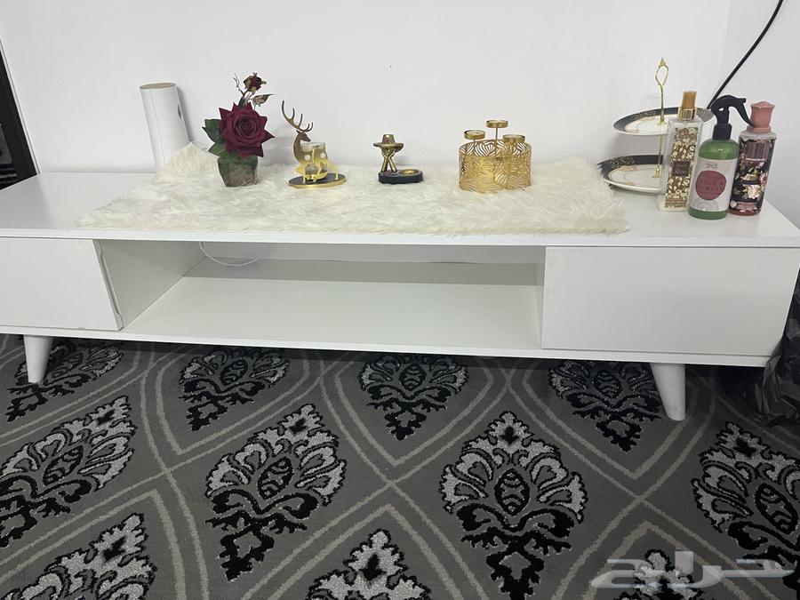 طاولة بلازما 160سم السعر120ريال جديدة64420162334721110