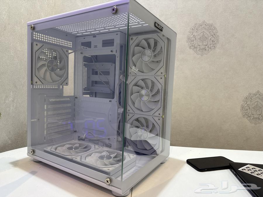 White PC case64422191688449111