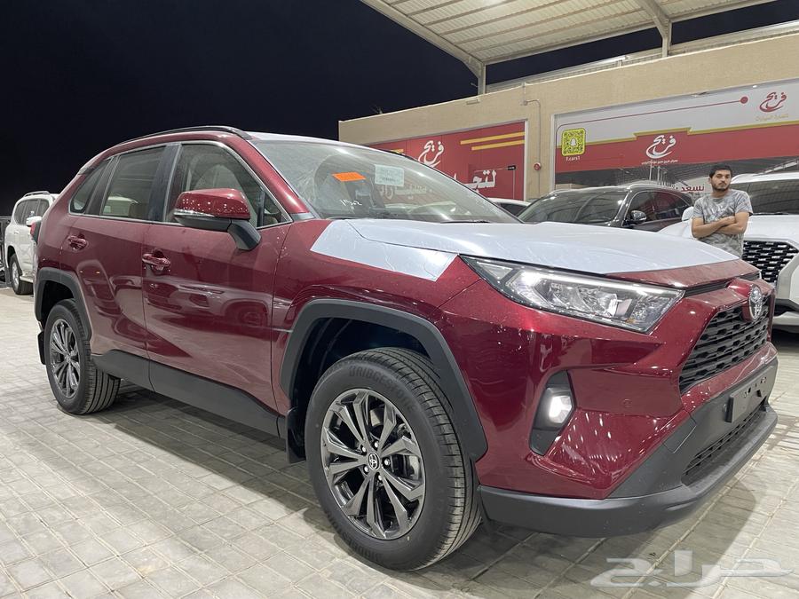 تويوتا راف فور 2024XLE فتحه سقف سعودي(بنزين)2.0L64586102889218113