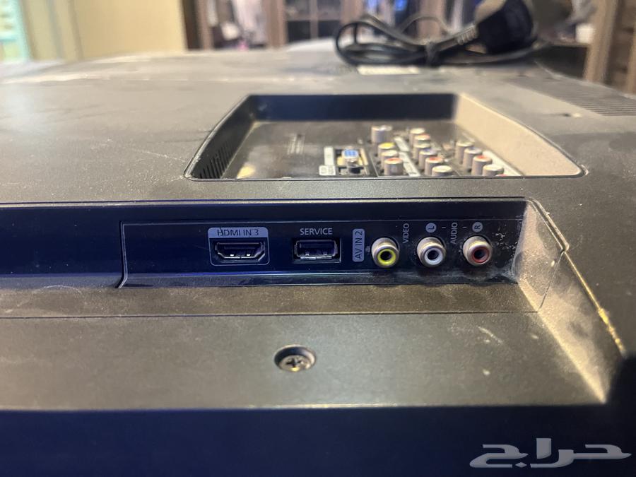 Two TVs and two scooters64424052097027111