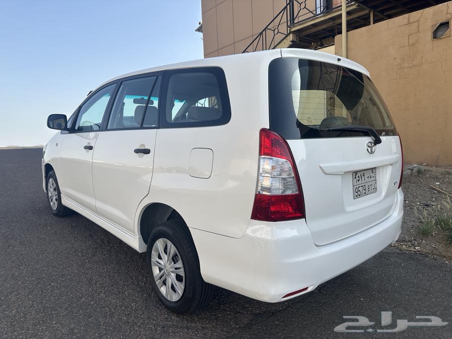 تويوتا انوفا 2014 نظيفة جدااا64582868737411114