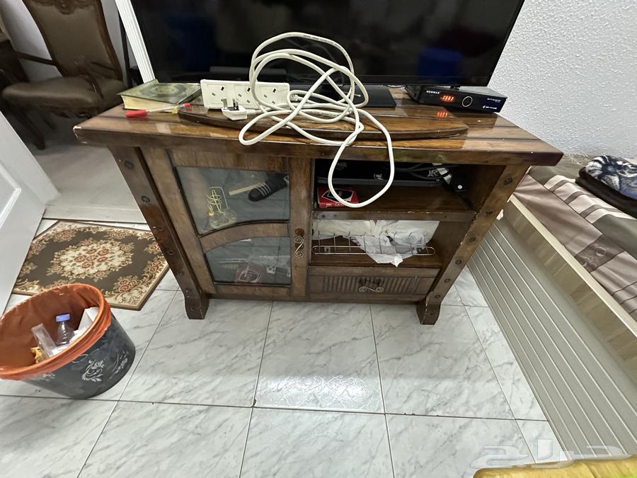 طاولة تلفيزون خشبية كلاسيكية64426510244995113