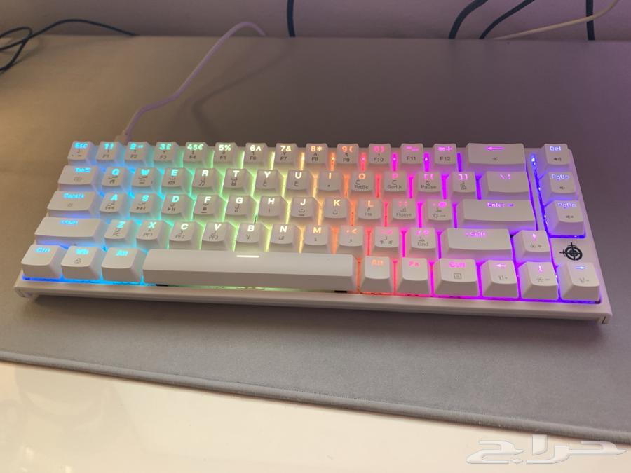 White keyboard with red switch64420431708675110