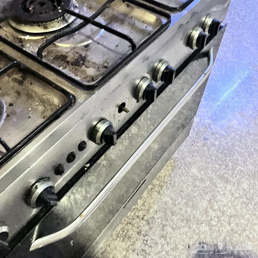 Just the eyes are damaged, meaning used for several months less than a year, honestly new64424266496129113