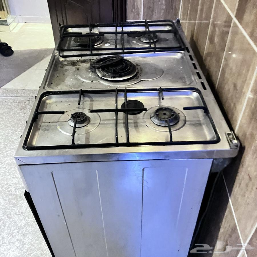 Just the eyes are damaged, meaning used for several months less than a year, honestly new64424266496129111