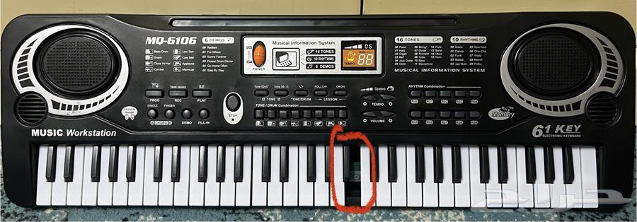 للبيع بيانو للصغار يشتغل فية بس كسر في عود واحد64424909575426110