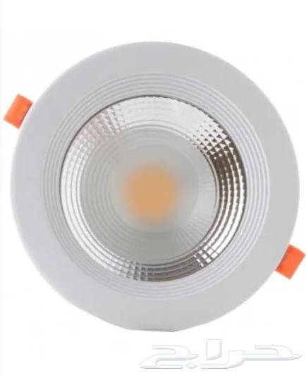 يوجد لمبات عدد 79لمبة اللون ابيض جديده64425757184258110