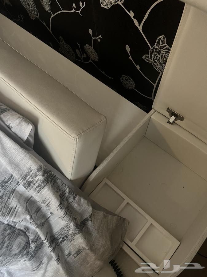 سرير نفرين للبيع64422598843523112