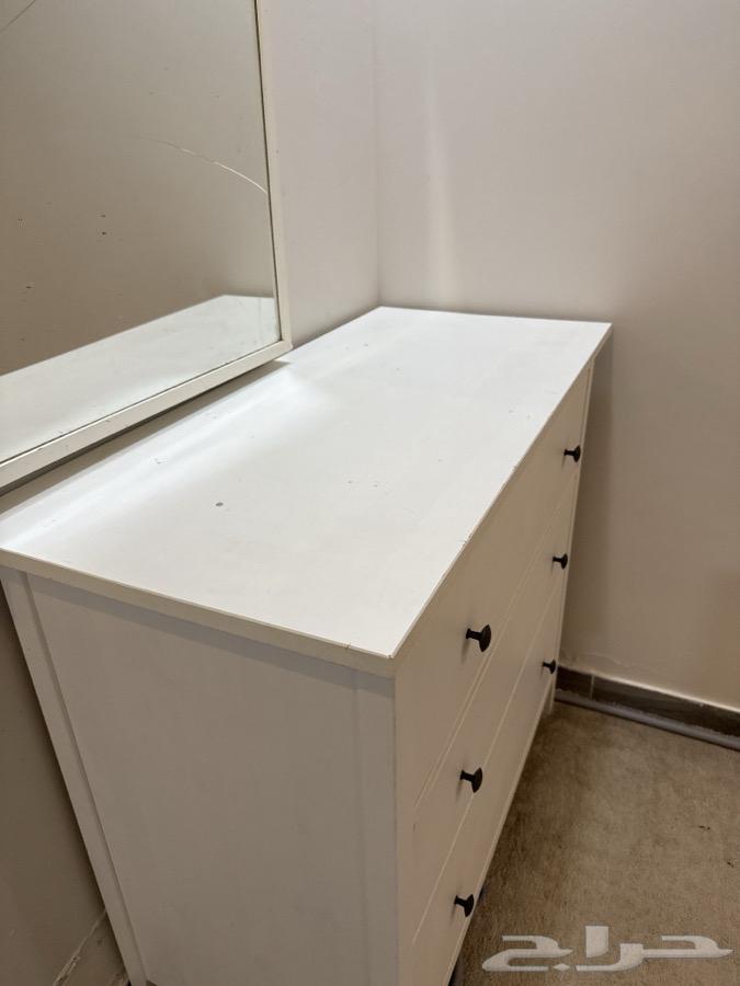 KALLAX or IKEA storage cabinet64411419779458113