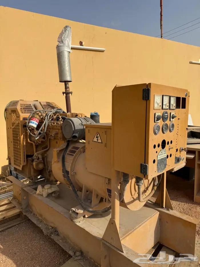 مولدات كهرباء و مضخات بنزين للبيع64421581134466111