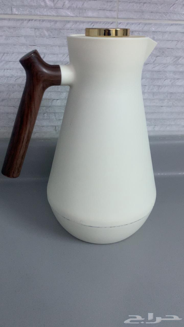 Clean household items (coffee trays - fridge)64425837901697110