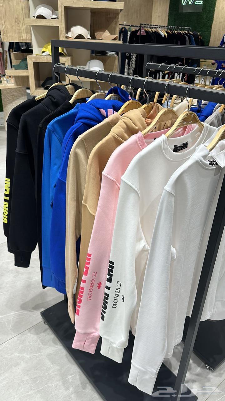 بلوفرات وتيشرتات للبيع بالجملة64422489456770112