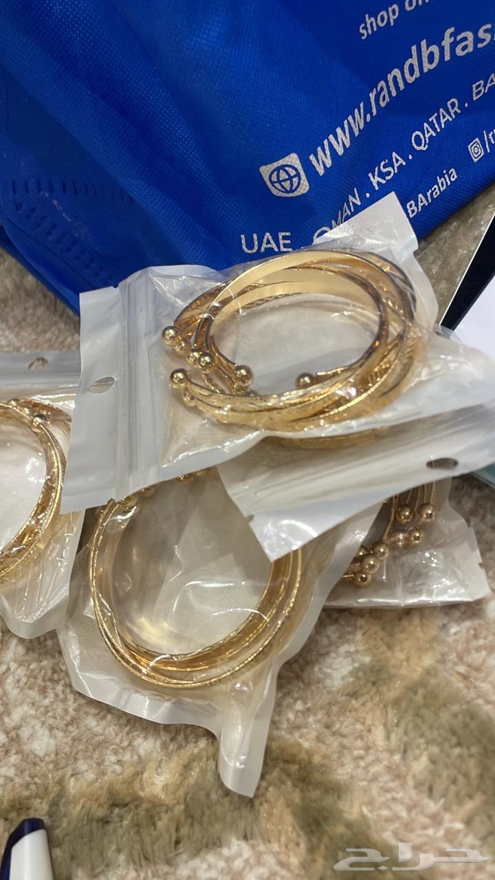 توزيعات وبروشات لليوم الوطني64423182965506114