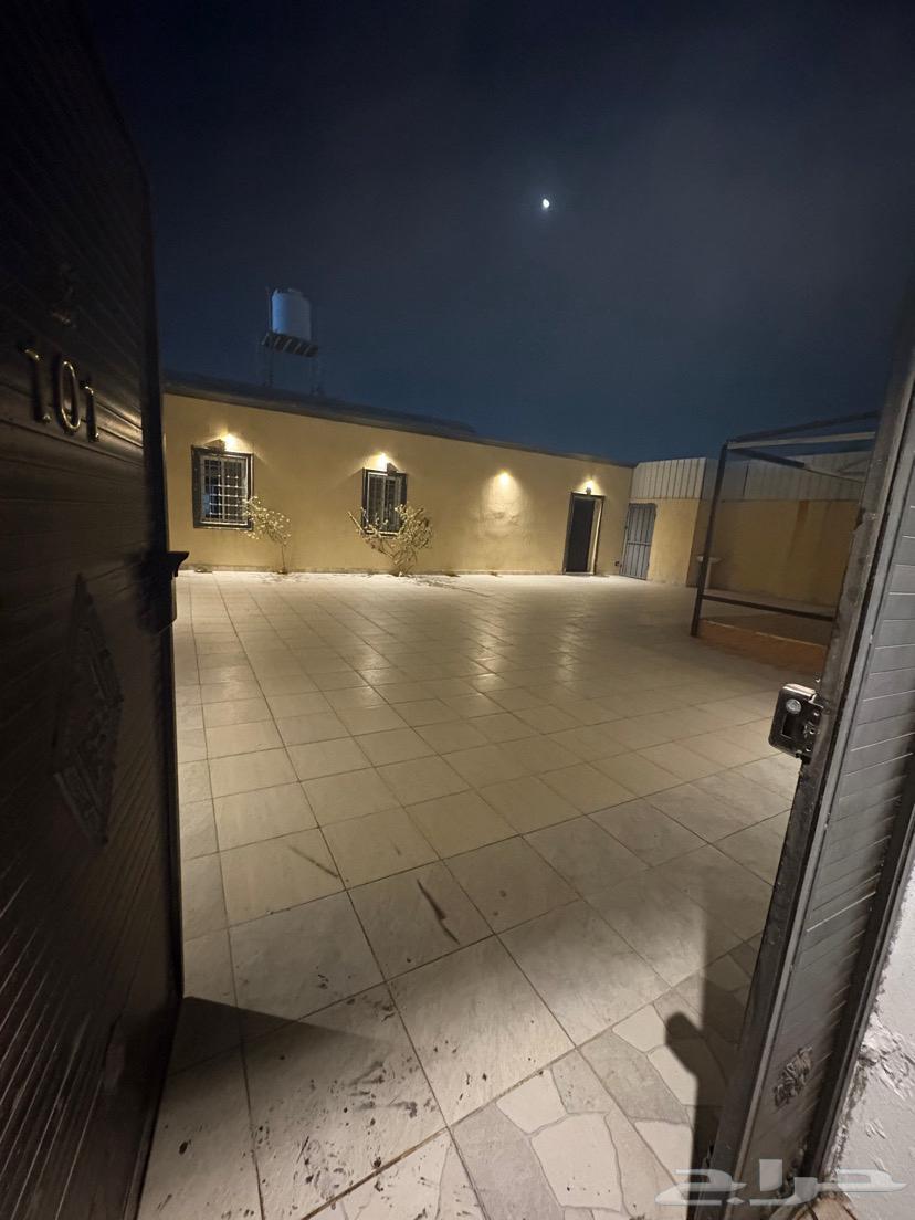 غرفه نوم وكنب صاله وباب دخول ذكي64425300415234112