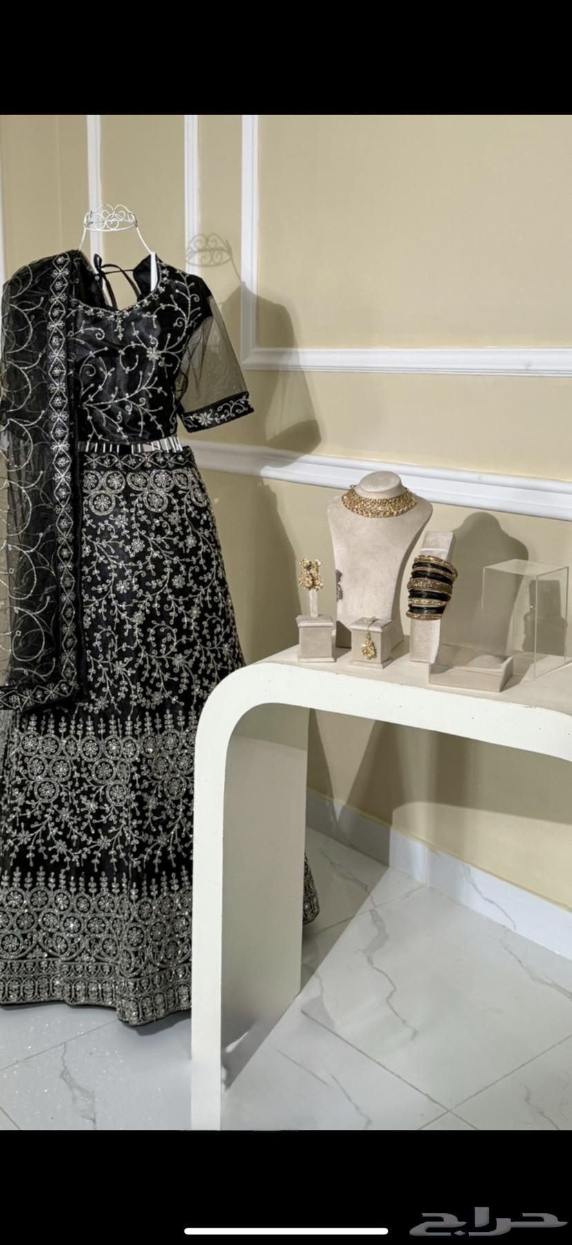 لبس هندي64425057538946110