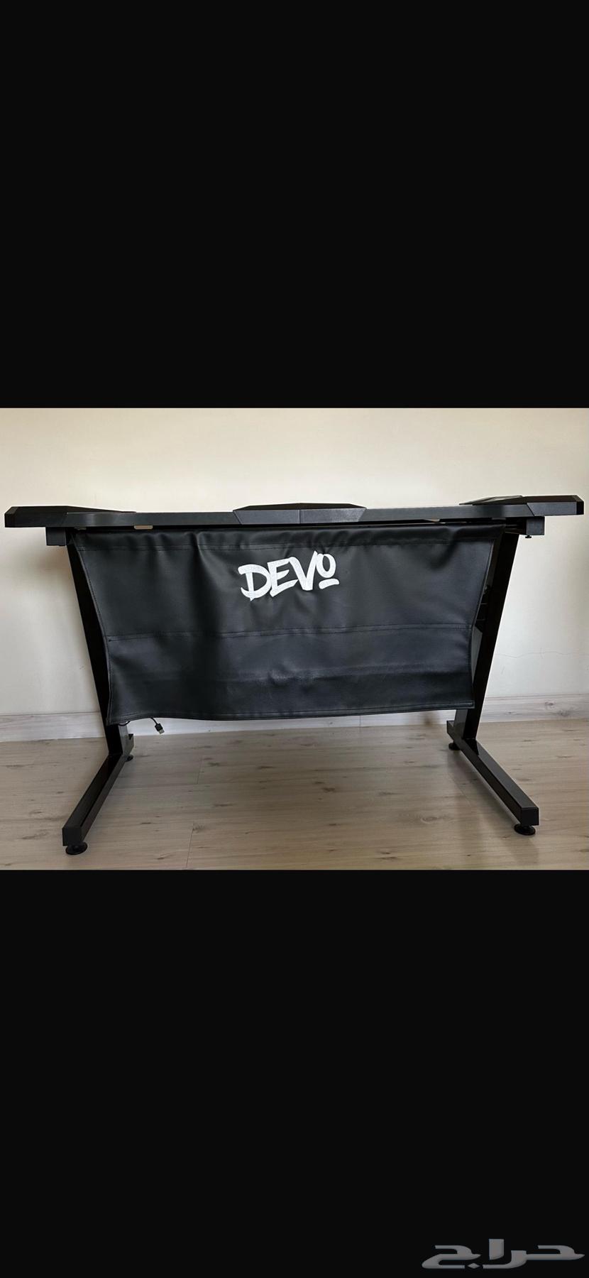 طاولة وكرسي قيمنق64420000349185110