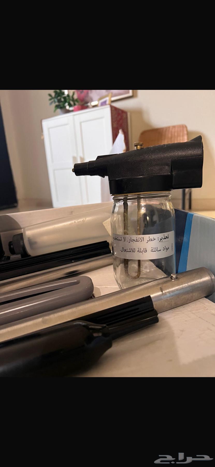 مكنسة كهربائية64421797874690112