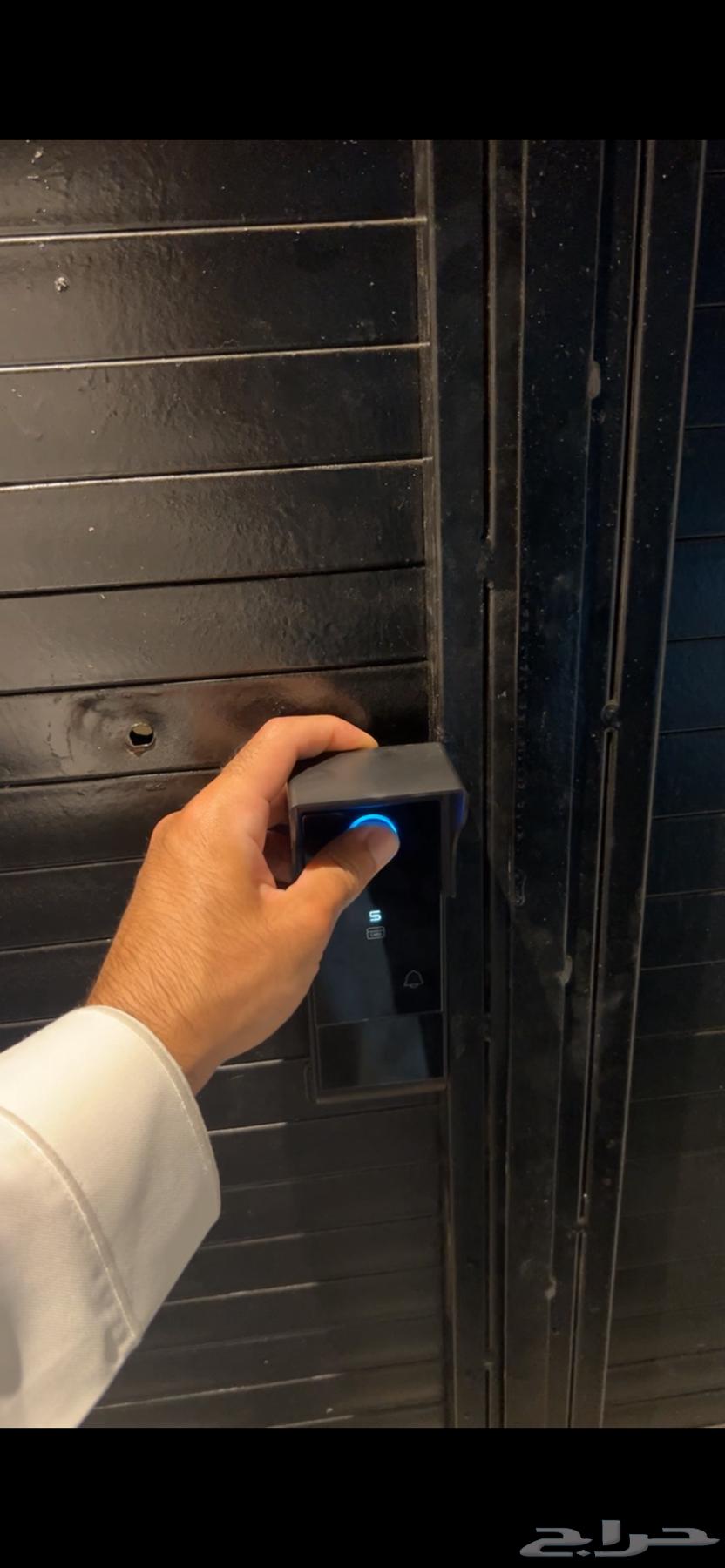 غرفه نوم وكنب صاله وباب دخول ذكي64425300415234113